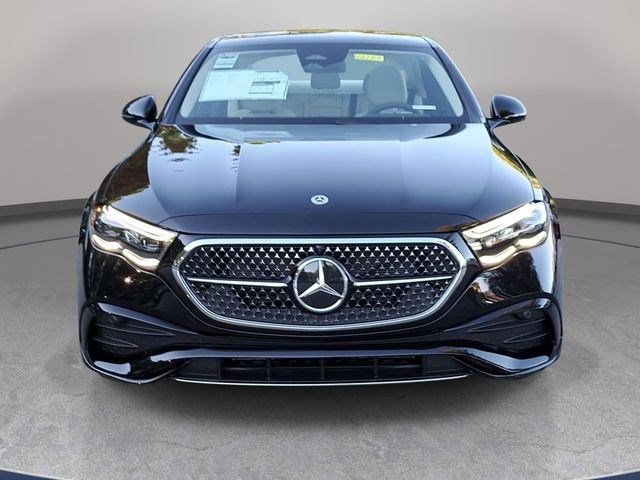 Used 2026 Mercedes-Benz E 350 4MATIC Sedan image 2
