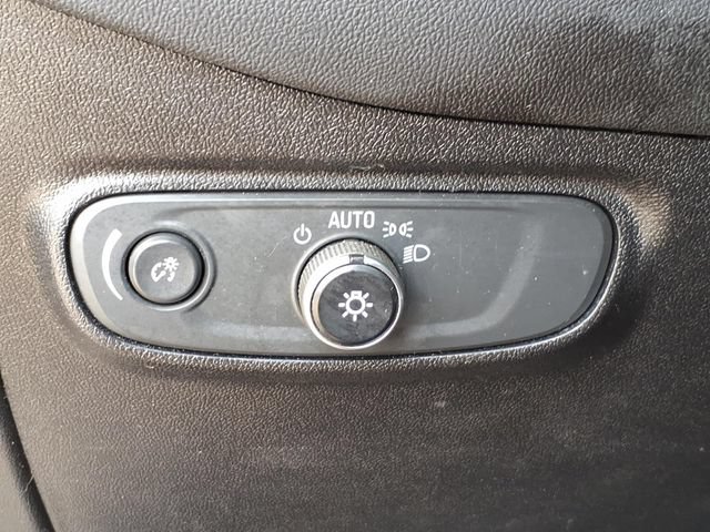 Used 2019 Chevrolet Equinox LT AWD/4WD image 14