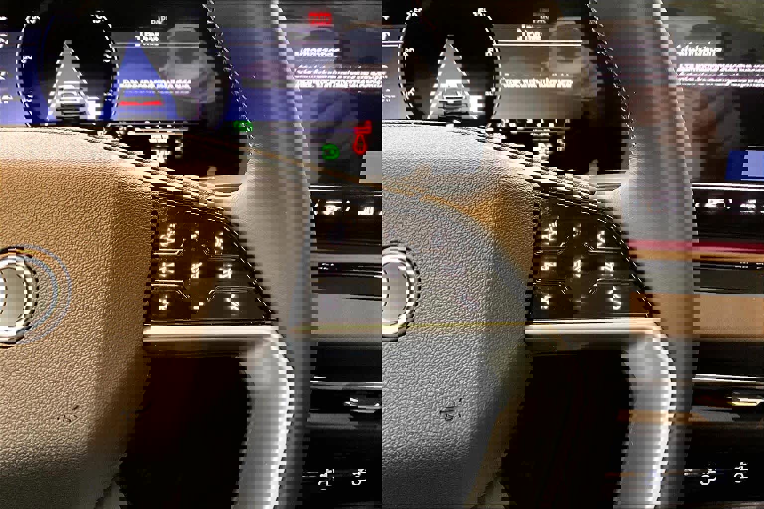 Used 2025 Audi A5 2.0T Premium w/ Convenience Package image 25