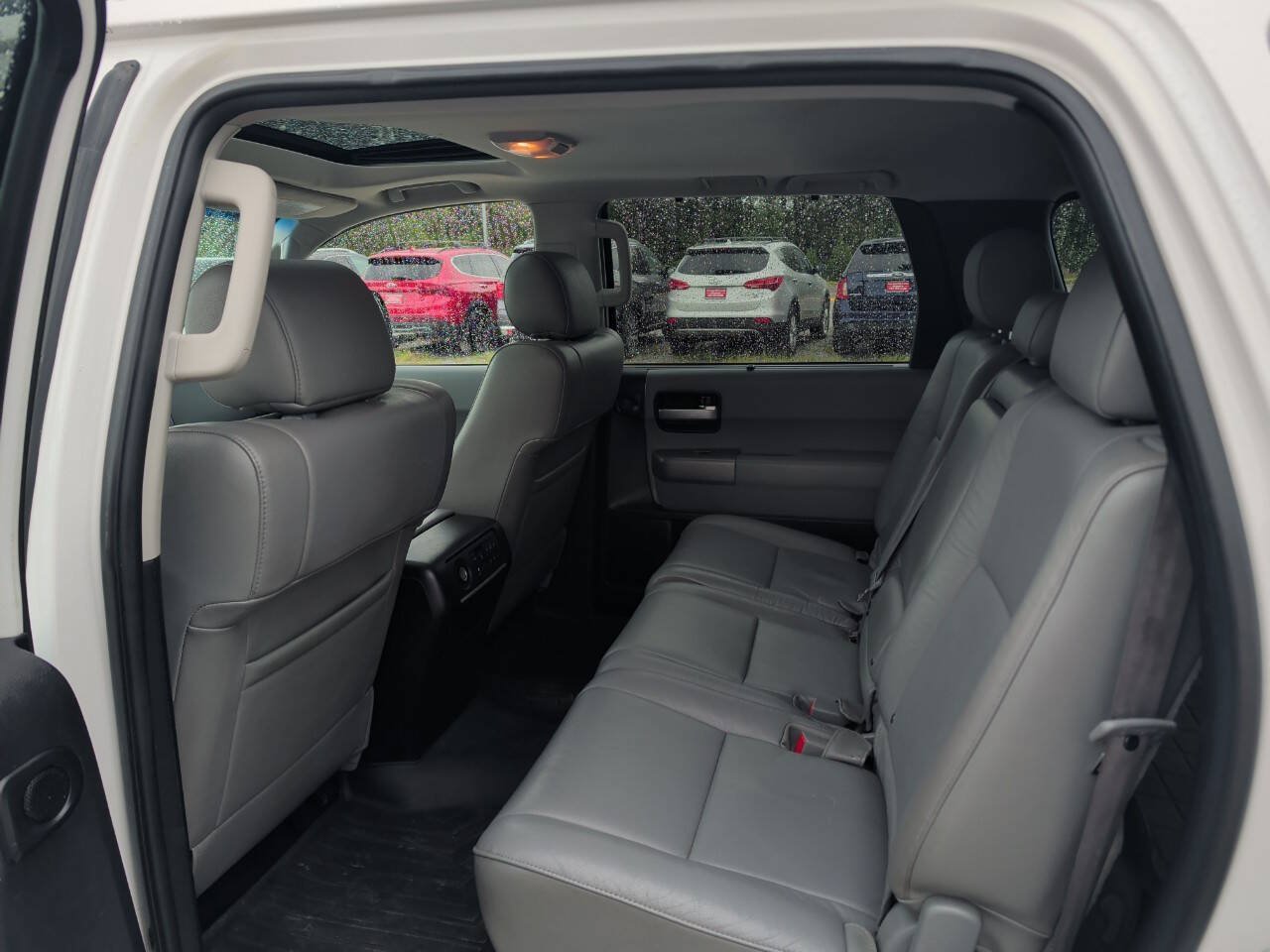 Used 2016 Toyota Sequoia Limited AWD/4WD image 21