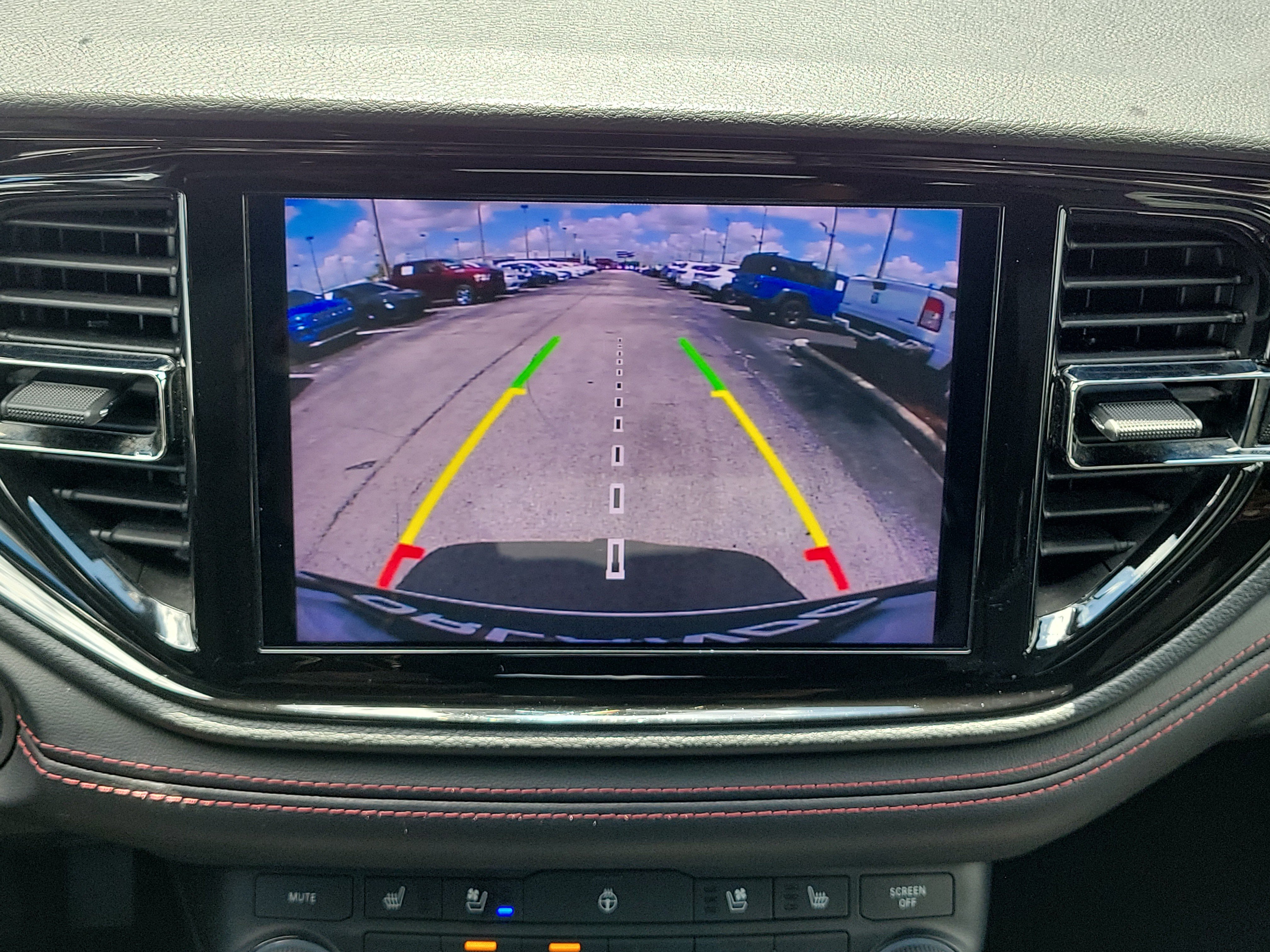 Used 2022 Dodge Durango R/T RWD image 26