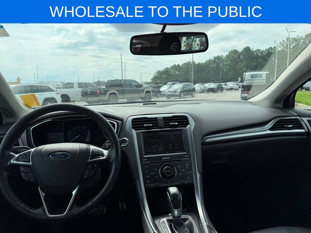 Used 2015 Ford Fusion Titanium FWD image 10