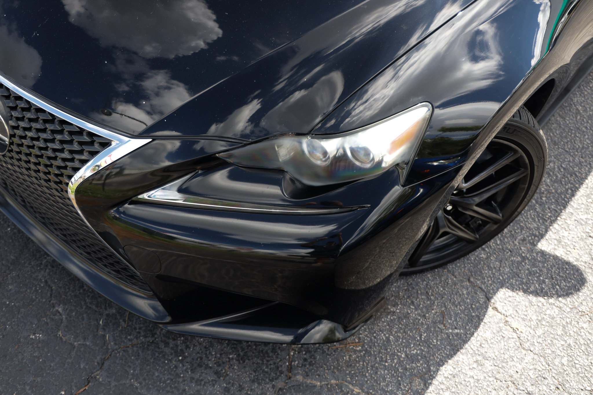 Used 2016 Lexus IS 200t w/ F Sport Package RWD image 29