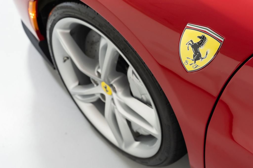 Used 2025 Ferrari 296 GTS image 50