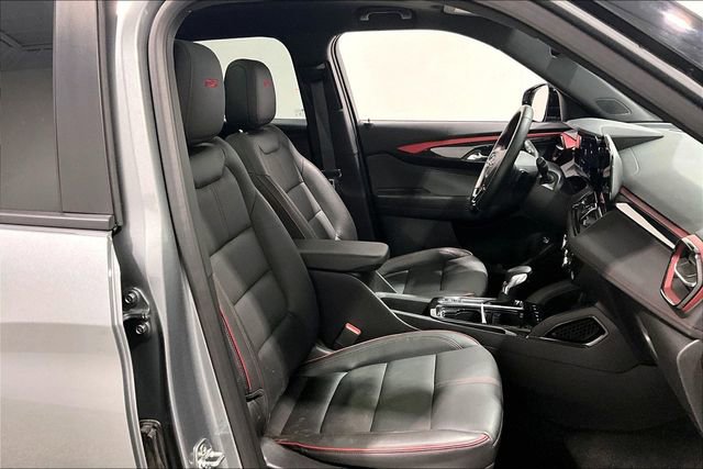 Used 2025 Chevrolet TrailBlazer RS w/ Convenience Package image 31