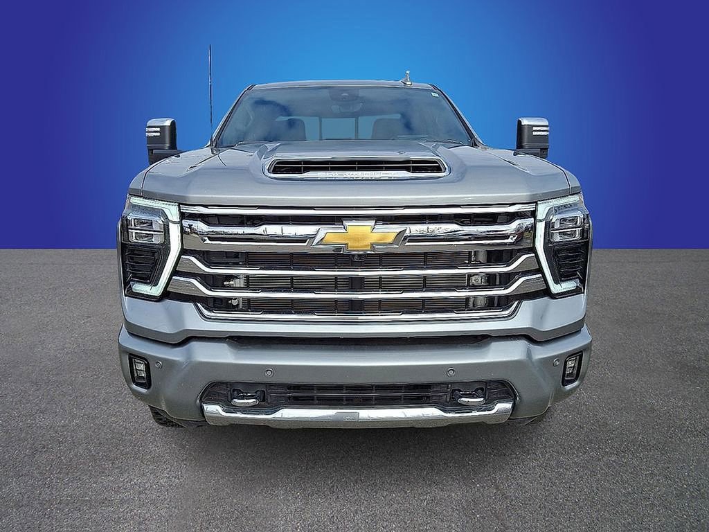 Used 2025 Chevrolet Silverado 2500 High Country w/ High Country Premium Package image 2