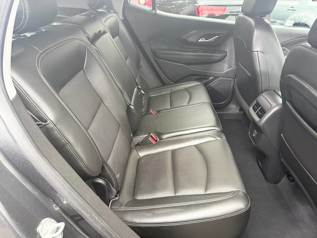 Used 2020 GMC Terrain SLT w/ Preferred Package image 13