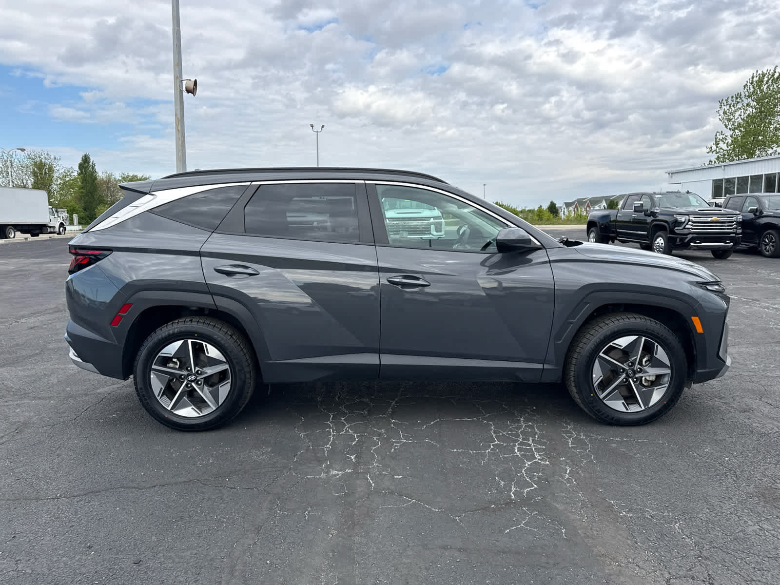Used 2025 Hyundai Tucson SEL AWD/4WD image 6