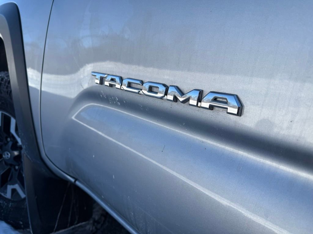 Used 2019 Toyota Tacoma TRD Off-Road image 7