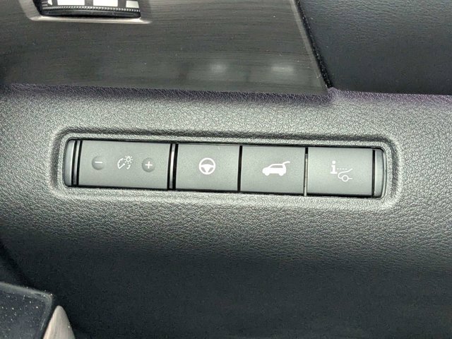 New 2025 Nissan Pathfinder Platinum w/ Black Appearance Package image 27