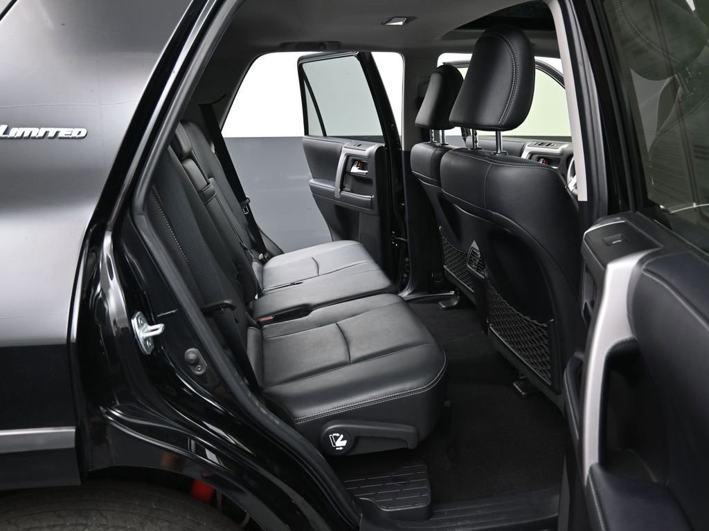 Used 2020 Toyota 4Runner Limited image 34
