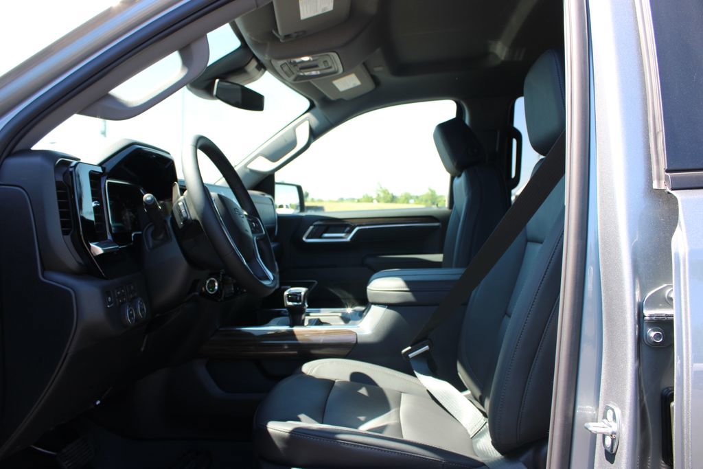 New 2026 Chevrolet Silverado 1500 RST w/ Convenience Package II AWD/4WD image 22