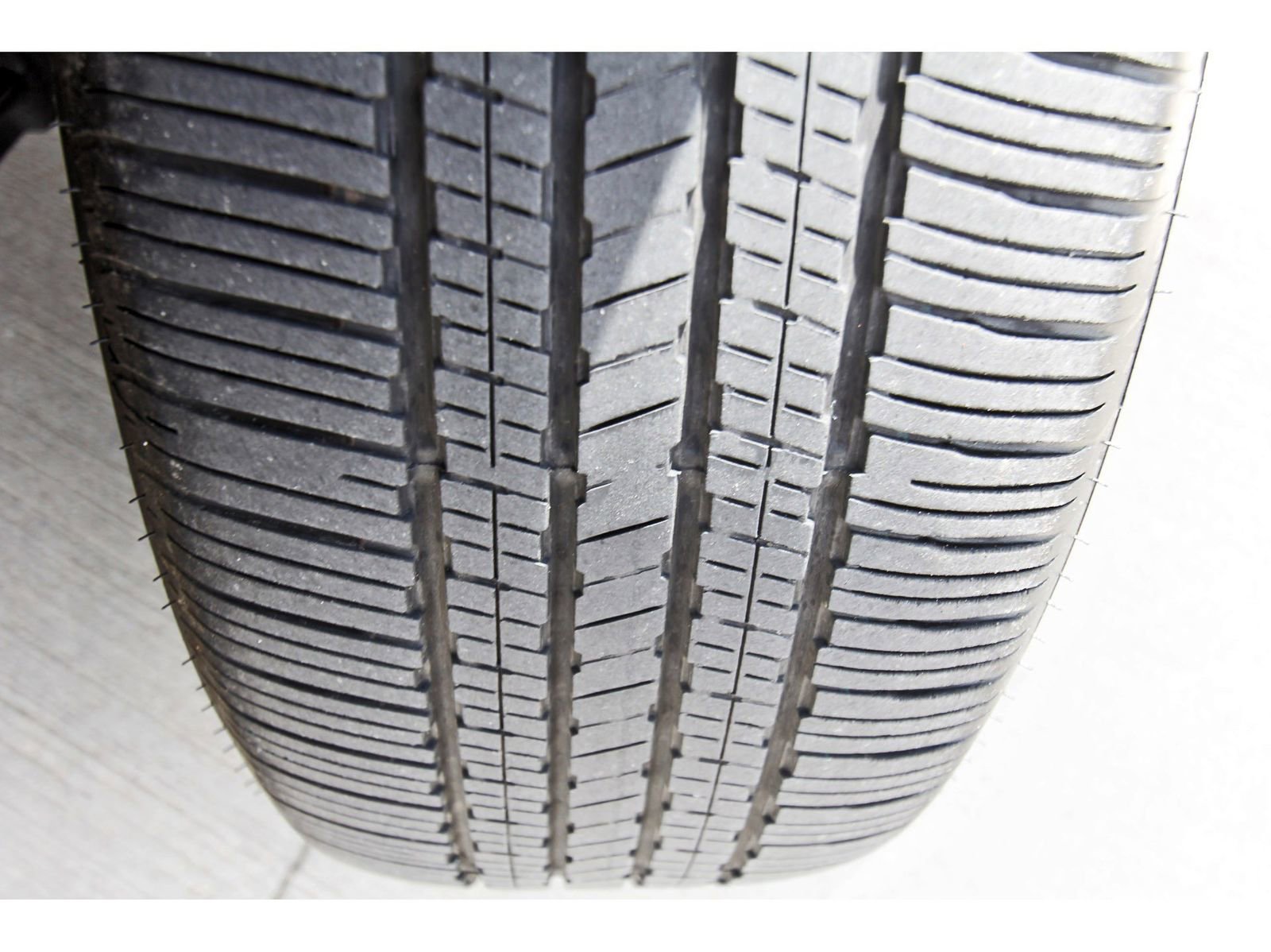 Used 2023 Nissan Rogue SV w/ SV Premium B Package image 31