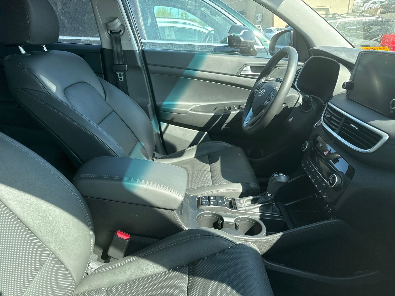 Used 2021 Hyundai Tucson Ultimate w/ Cargo Package image 3