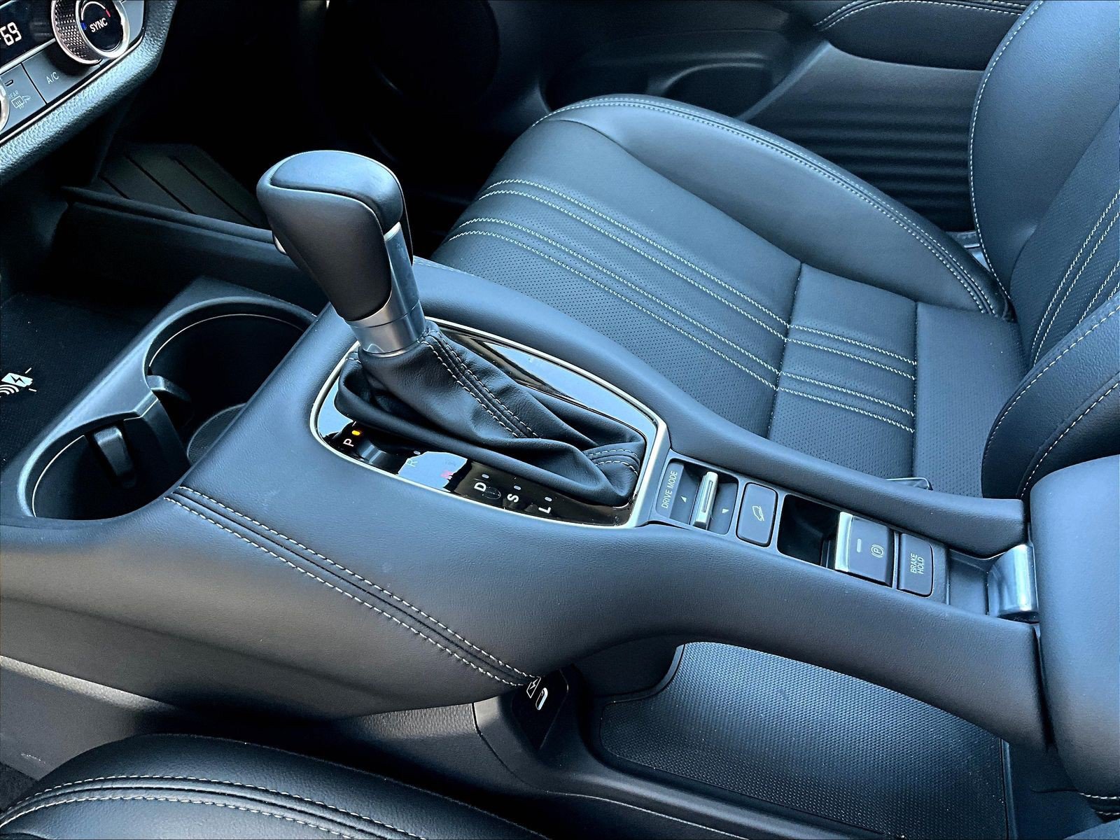 Certified 2026 Honda HR-V EX-L image 18