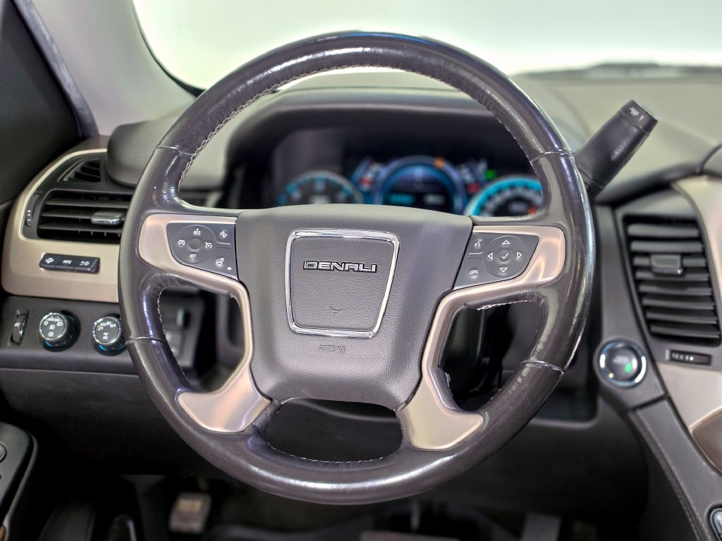 Used 2018 GMC Yukon XL Denali w/ Open Road Package AWD/4WD image 21