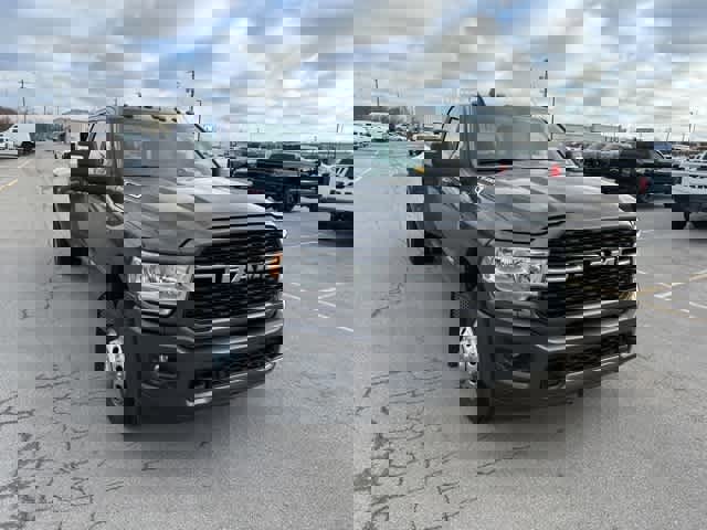 Used 2023 RAM 3500 Big Horn w/ Level 1 Equipment Group image 28