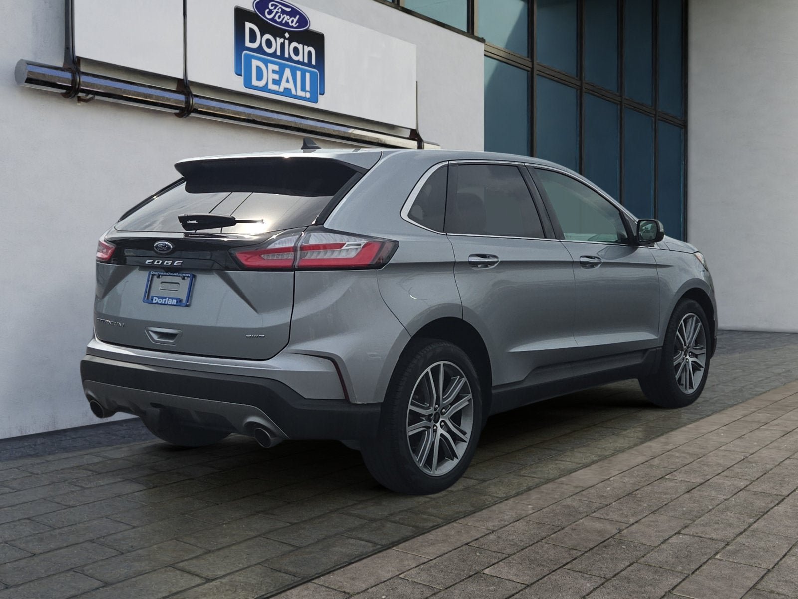 Used 2024 Ford Edge Titanium w/ Equipment Group 301A AWD/4WD image 3