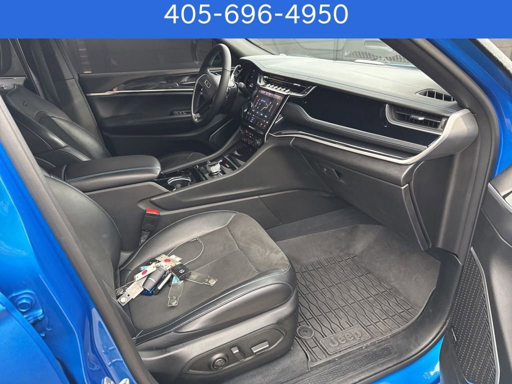 Used 2022 Jeep Grand Cherokee Trailhawk w/ Luxury Tech Group III image 14