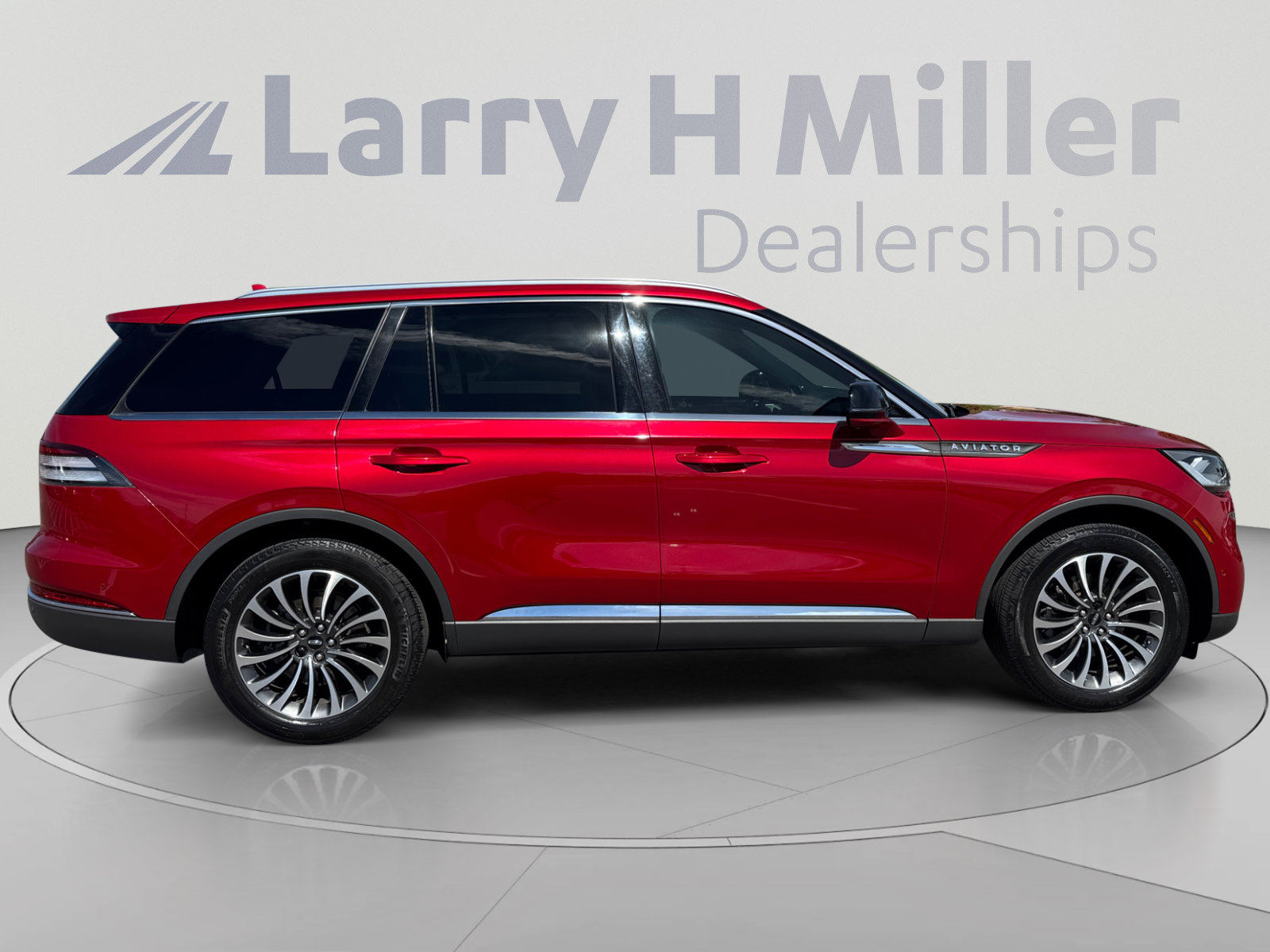 Used 2020 Lincoln Aviator Reserve w/ Equipment Group 201A AWD/4WD image 6