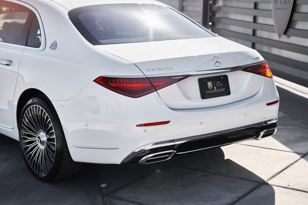 Used 2025 Mercedes-Benz Maybach S 680 4MATIC image 12