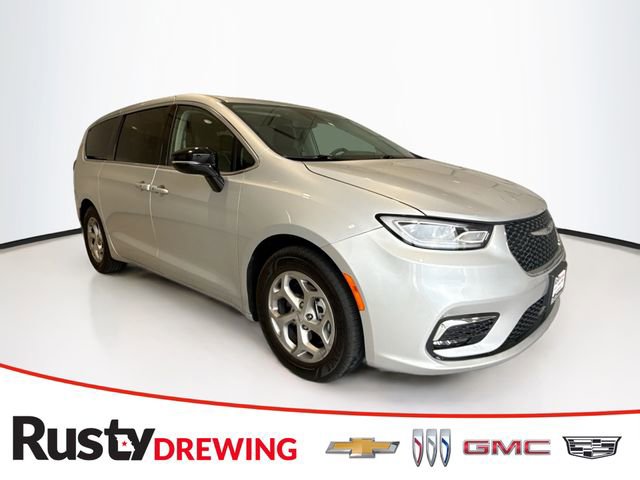 Used 2024 Chrysler Pacifica Limited