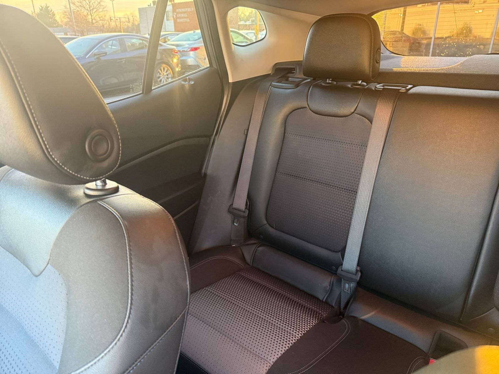 Used 2025 Chevrolet Trax LT image 38