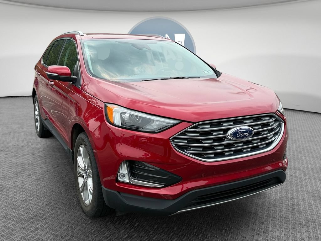 Certified 2022 Ford Edge Titanium AWD/4WD image 1
