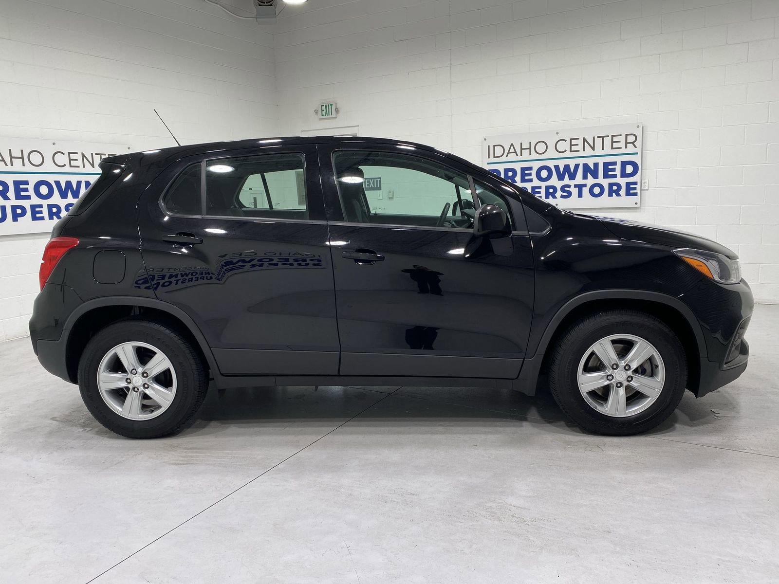 Used 2020 Chevrolet Trax LS image 9