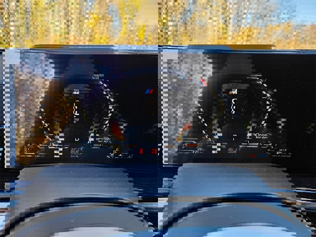 New 2026 BMW X6 xDrive40i w/ Climate Comfort Package image 13