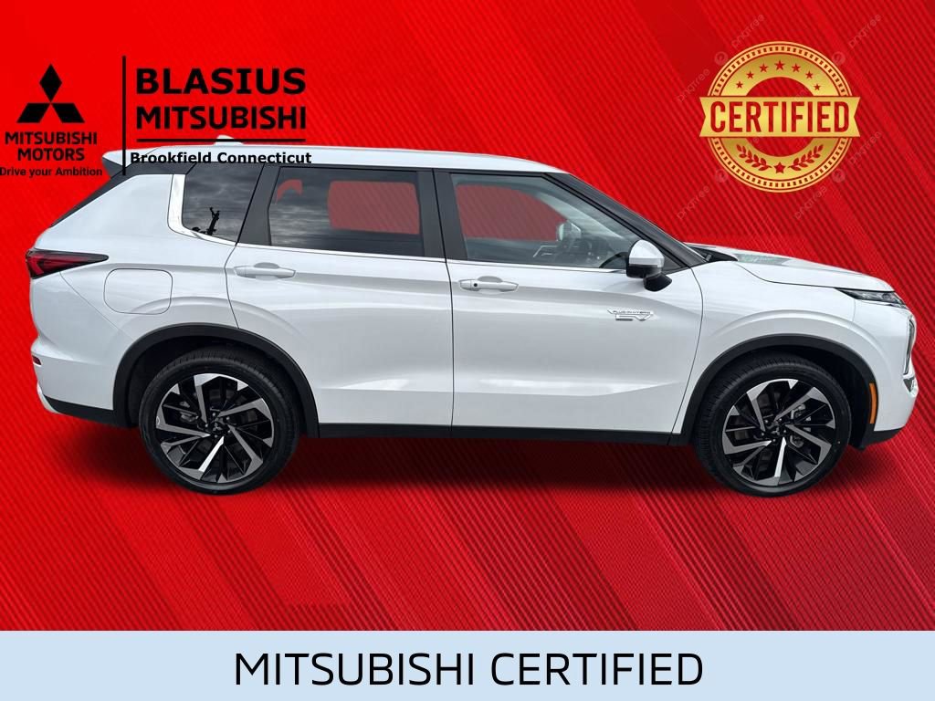 Used 2024 Mitsubishi Outlander 4WD Plug-In Hybrid image 8