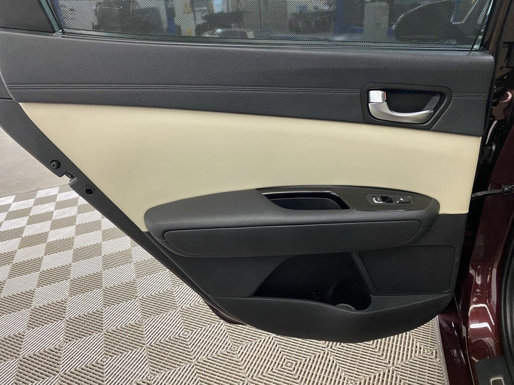 Used 2016 Kia Optima SX w/ Chrome Wheel Package image 16