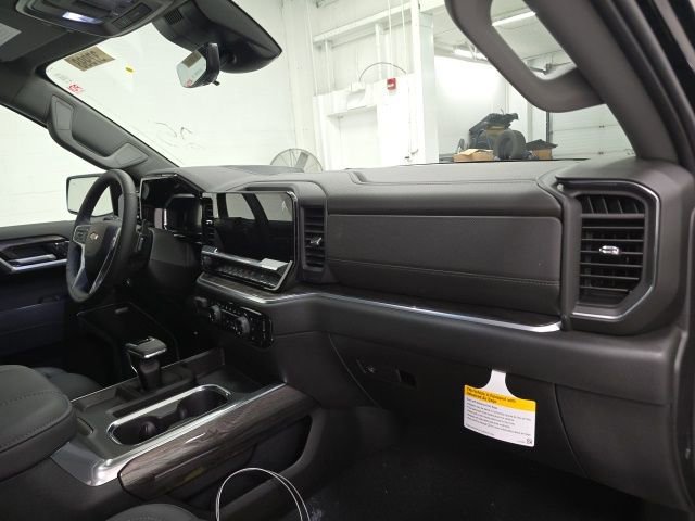 New 2026 Chevrolet Silverado 1500 LTZ w/ Technology Package image 26