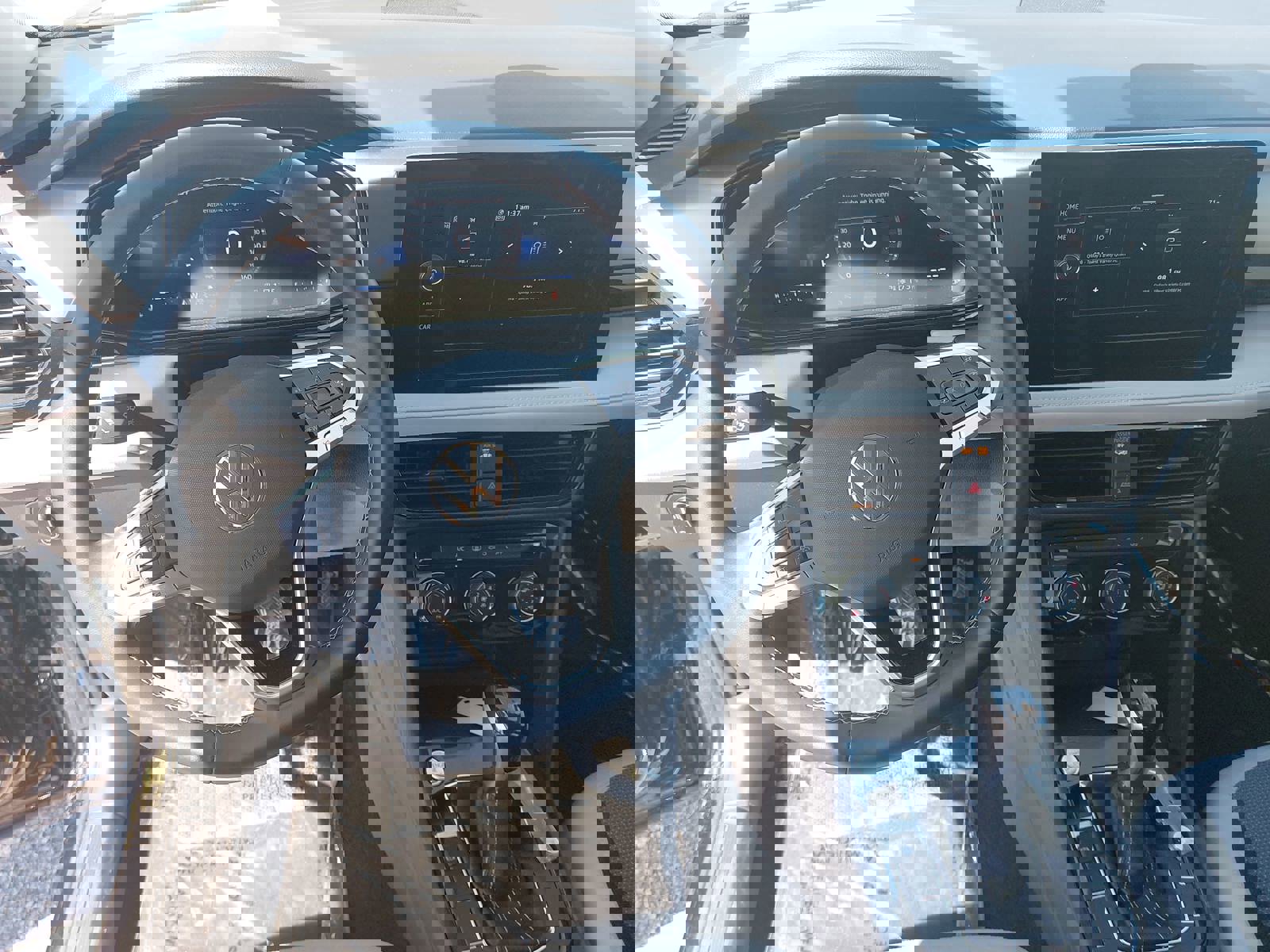 Used 2025 Volkswagen Taos S FWD image 18