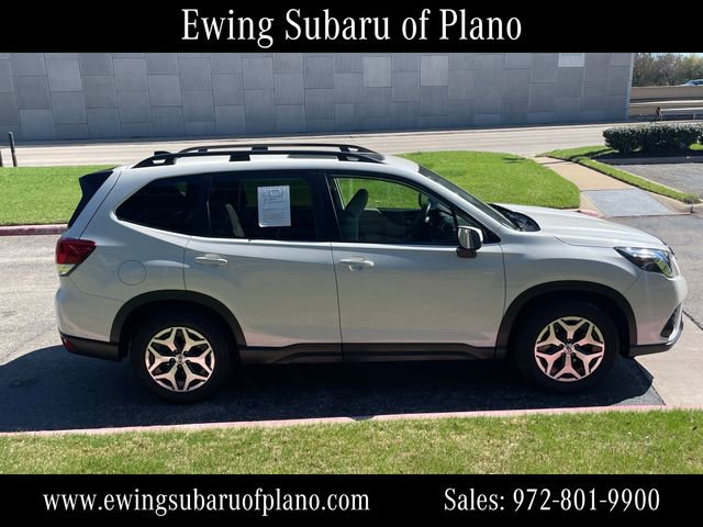 Used 2024 Subaru Forester Premium image 7