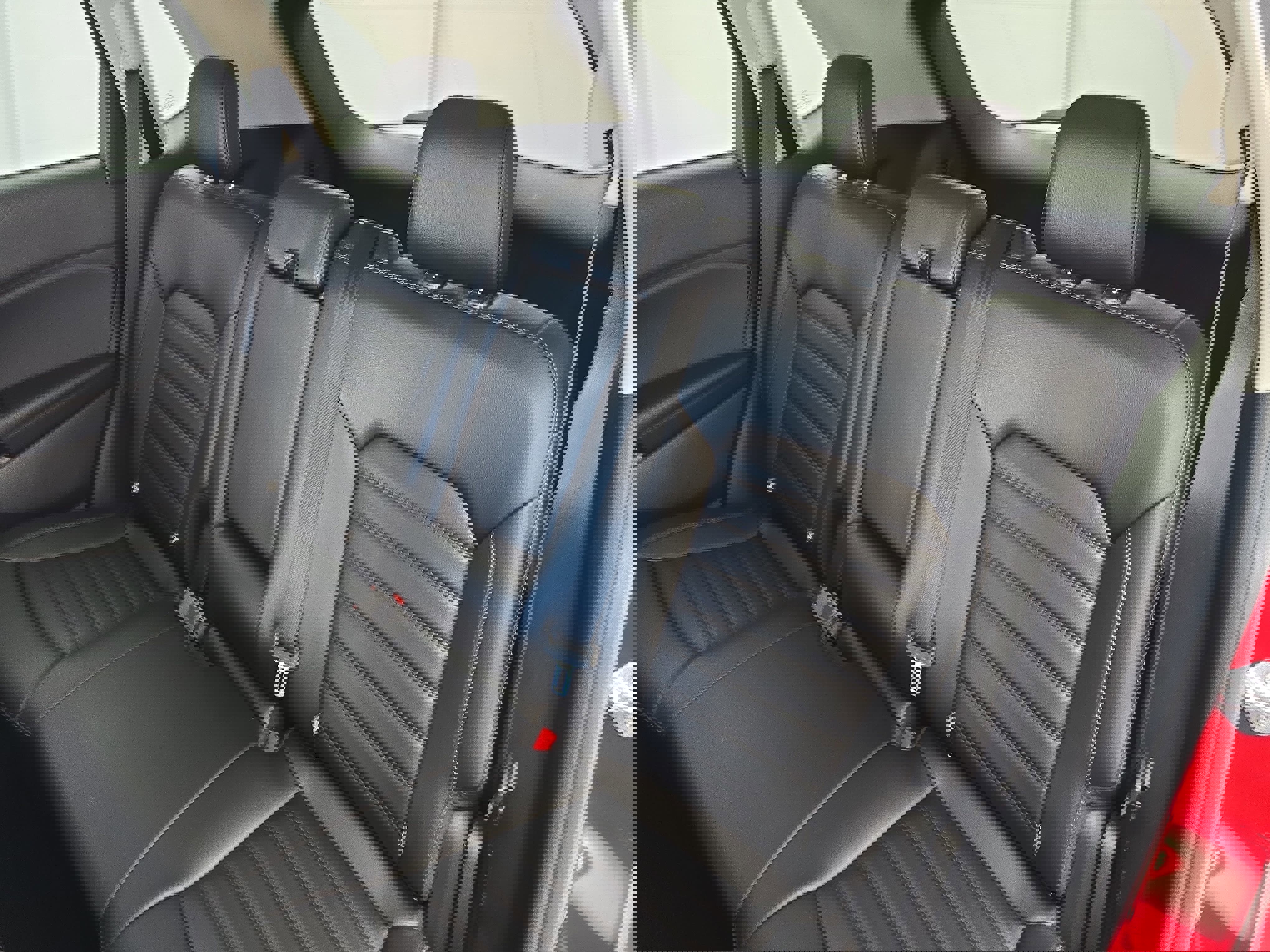 Used 2020 Ford Edge SEL w/ Convenience Package image 14