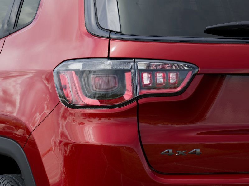 New 2026 Jeep Compass Latitude AWD/4WD image 10