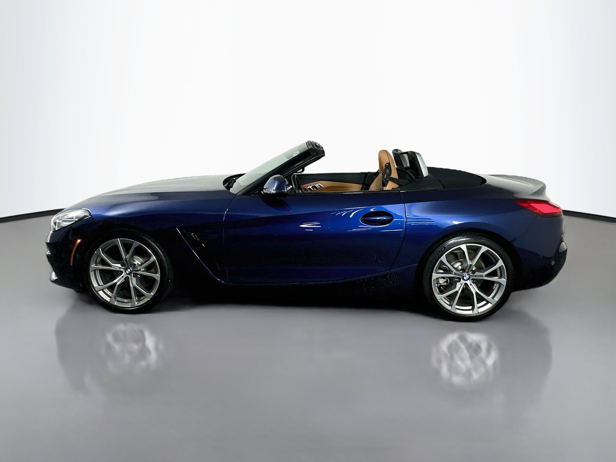 Used 2019 BMW Z4 sDrive30i w/ Executive Package RWD image 28