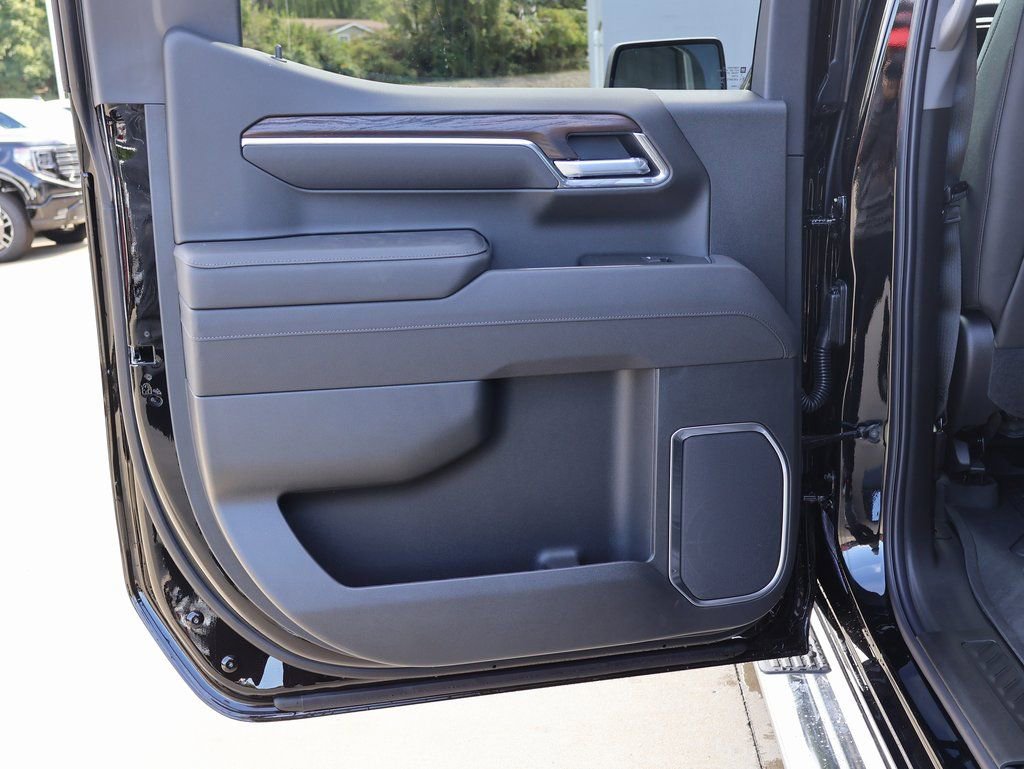 New 2026 GMC Sierra 1500 SLT w/ SLT Premium Plus Package AWD/4WD image 25