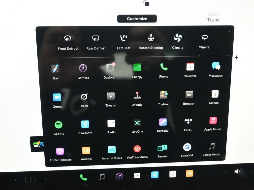 Used 2023 Tesla Model 3 Standard Range image 10