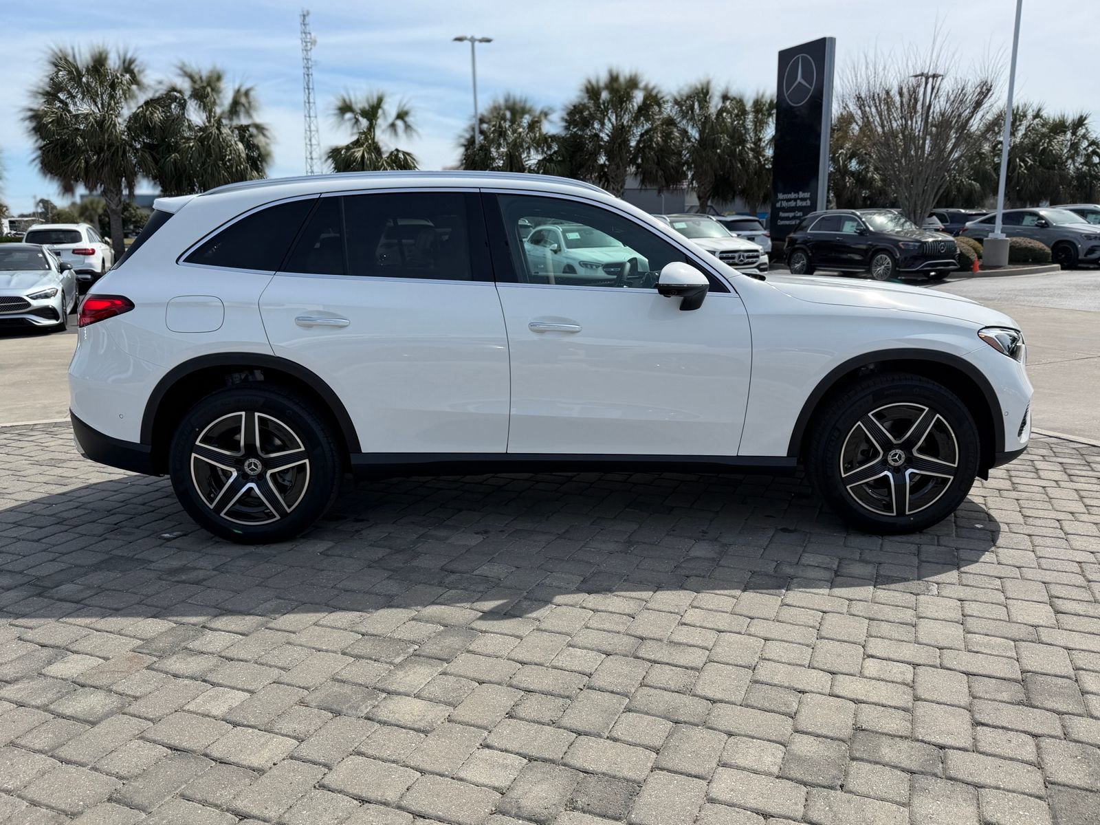 New 2026 Mercedes-Benz GLC 300 image 8