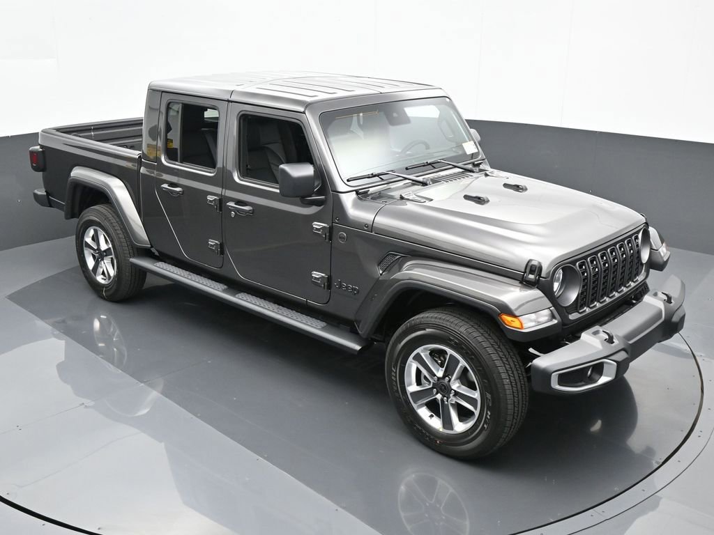 Used 2024 Jeep Gladiator Sport w/ Premium Package image 55