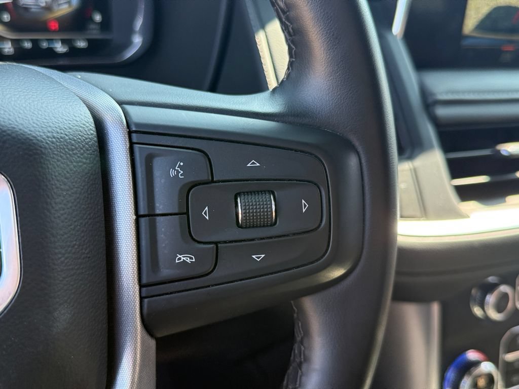 Used 2024 GMC Yukon SLE AWD/4WD image 18