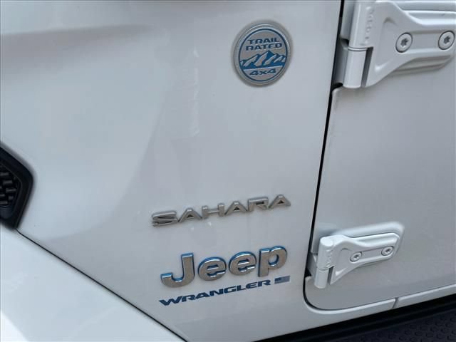 Used 2023 Jeep Wrangler Unlimited Sahara w/ Cold Weather Group AWD/4WD image 24