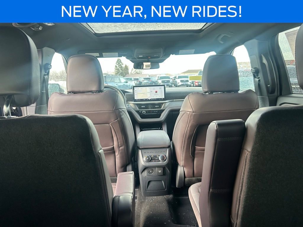 New 2026 Ford Explorer Platinum w/ LUX Leather Package image 24