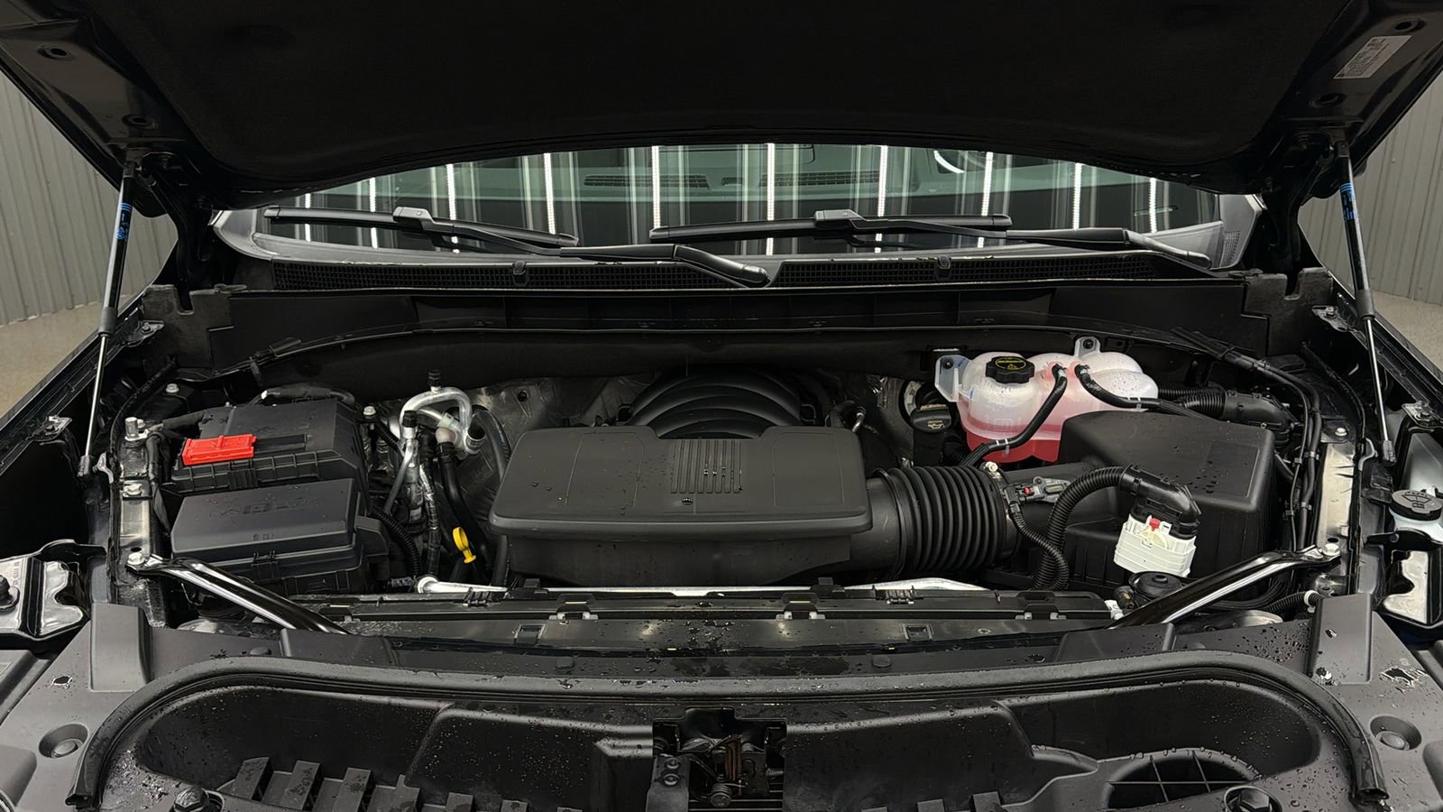 Used 2026 GMC Yukon Denali w/ Sun & Power Step Package AWD/4WD image 17