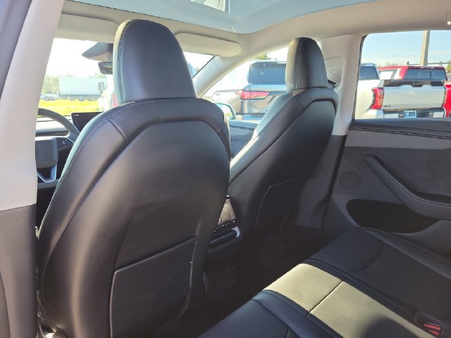 Used 2026 Tesla Model Y Long Range RWD image 13