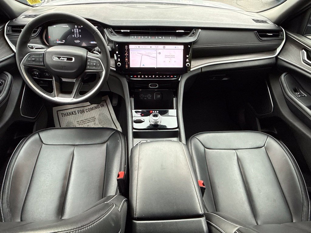 Used 2026 Jeep Grand Cherokee Limited AWD/4WD image 19
