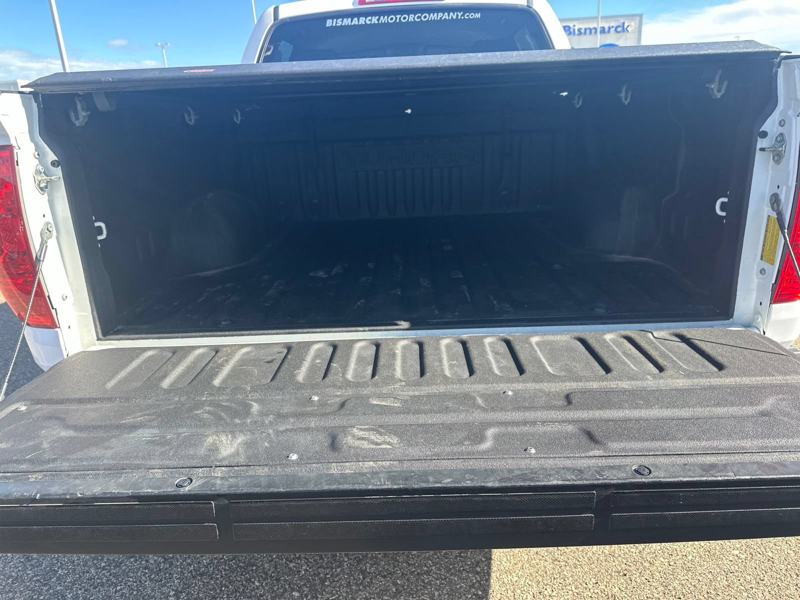 Used 2020 Toyota Tundra SR5 w/ SR5 Upgrade Package AWD/4WD image 29