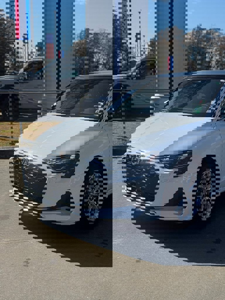 Used 2025 Audi A3 2.0T Premium image 2